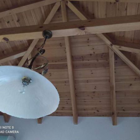 Ozena Countryside Apartment Vromonérion 외부 사진