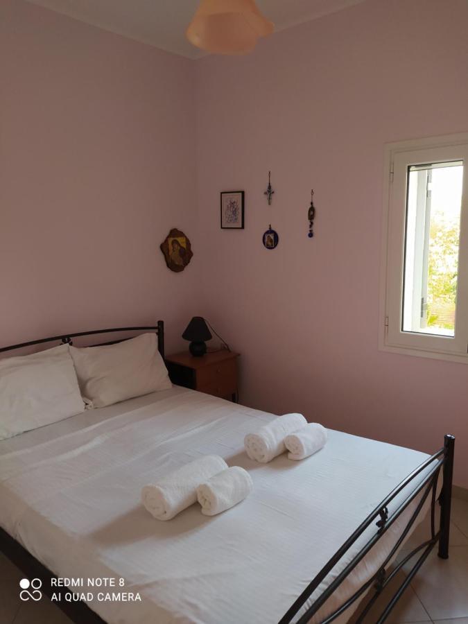 Ozena Countryside Apartment Vromonérion 외부 사진
