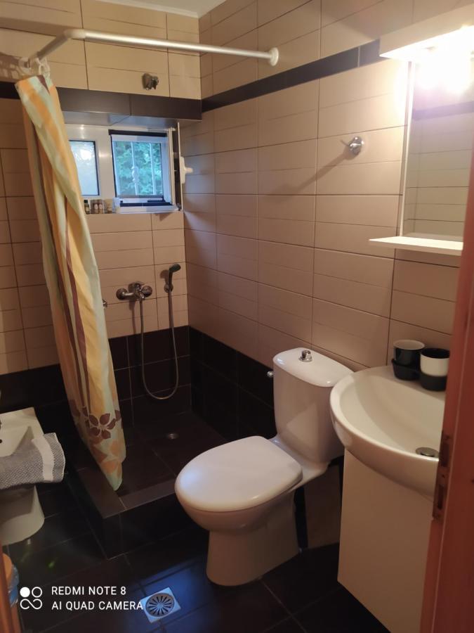 Ozena Countryside Apartment Vromonérion 외부 사진