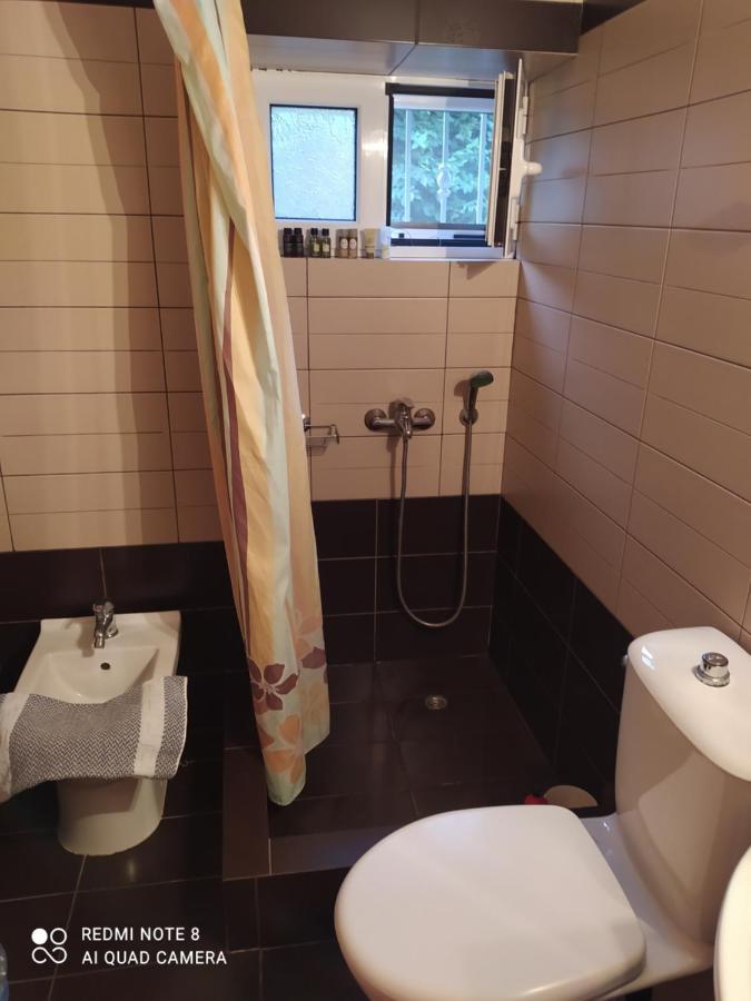 Ozena Countryside Apartment Vromonérion 외부 사진