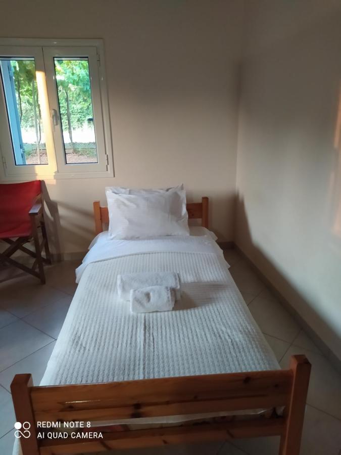 Ozena Countryside Apartment Vromonérion 외부 사진
